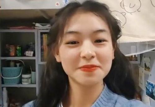 西安女生自曝吃瓜视频,揭秘校园生活幕后趣闻