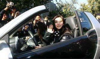 豪车吃瓜视频完整版,揭秘视频完整版背后的惊人真相  第3张