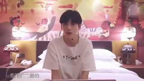 绝代风华吃瓜主播视频,揭秘吃瓜主播背后的精彩故事